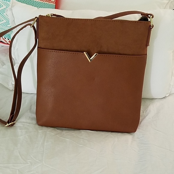 Handbags - Cross body bag No Low-ballers!